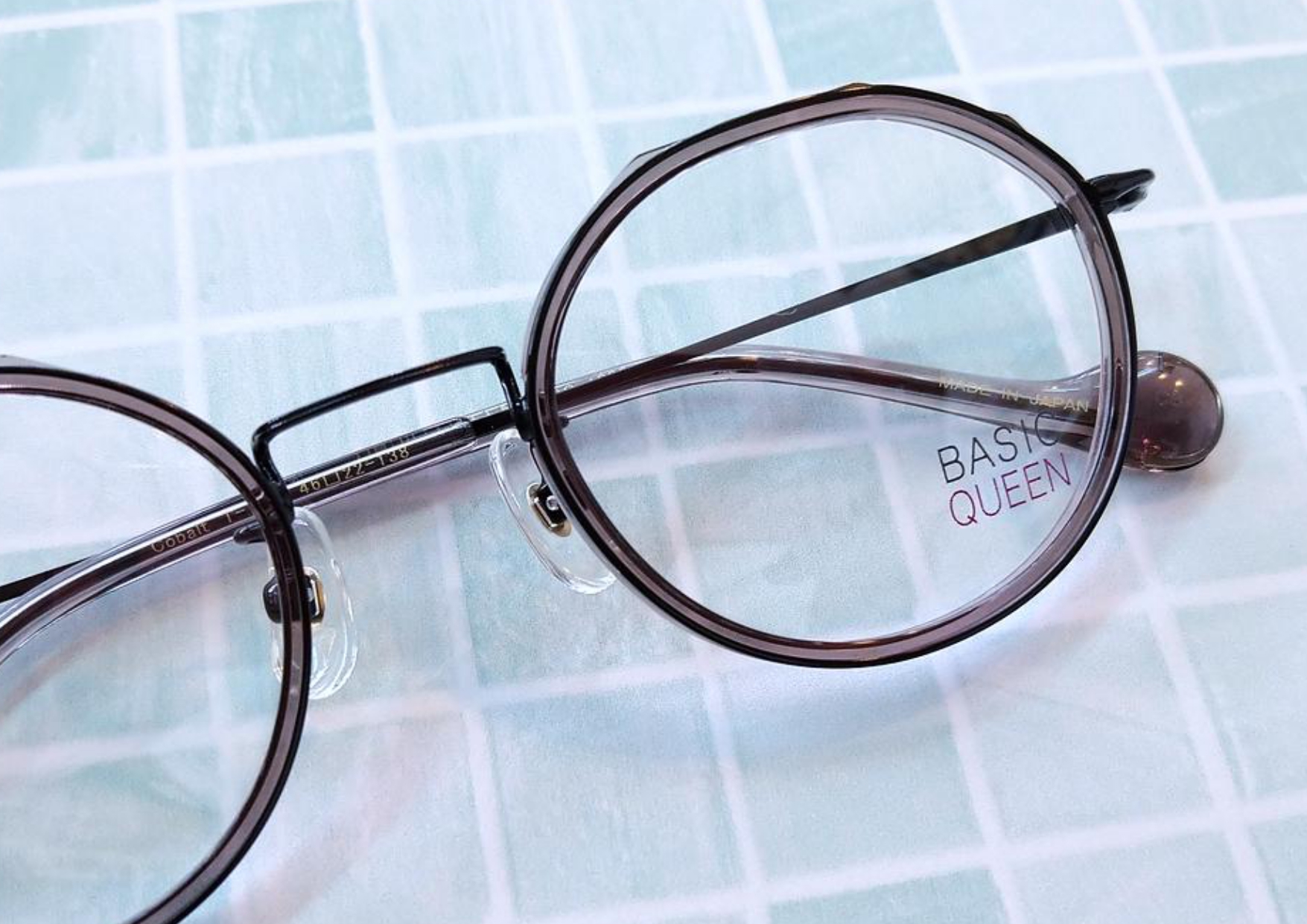 BASICQUEEN1-4_page-0001